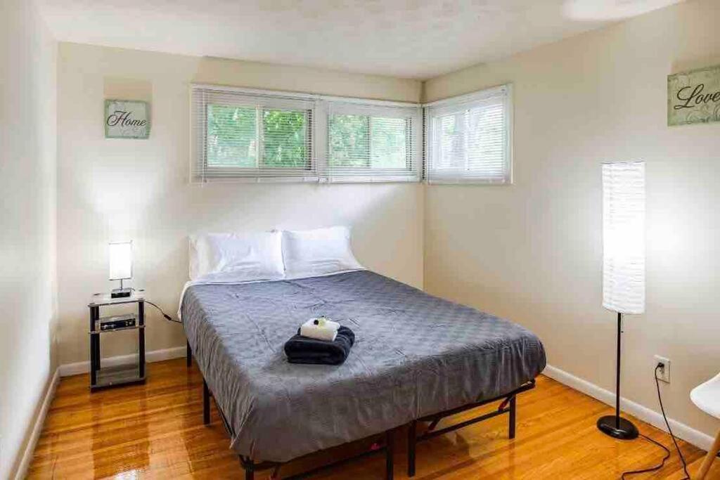 {Hot Tub In Ranch} Mins To Airport/Uofr/Strng/Dwtn Villa Rochester Luaran gambar